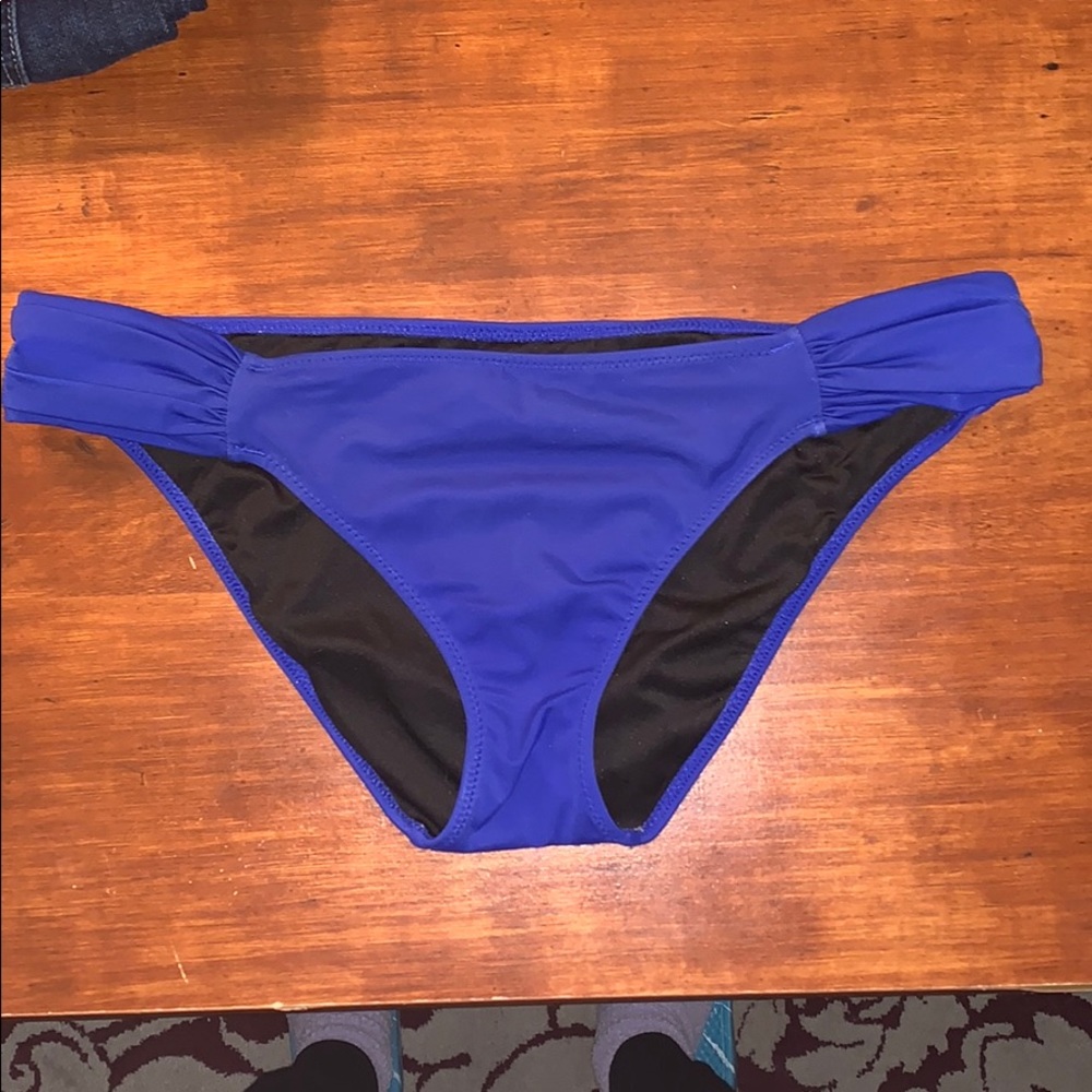 Never worn! VS bathing suit bottom